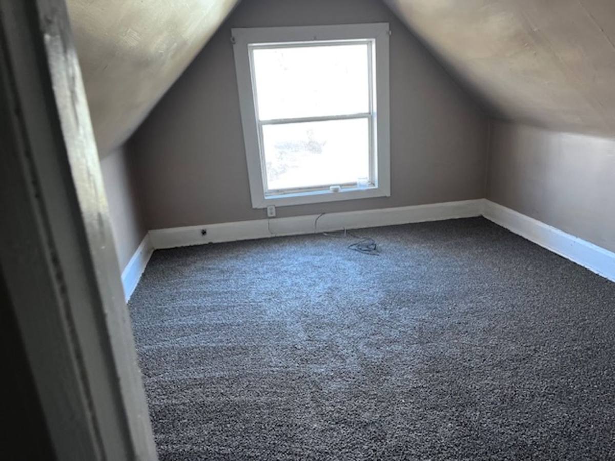 House for rent at 308 E Archer Ave, Peoria, IL 61603