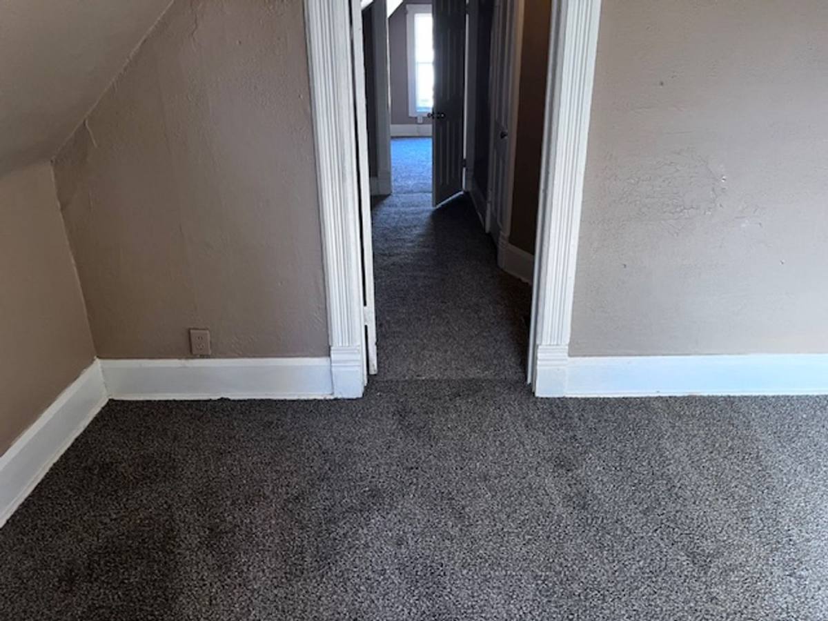 House for rent at 308 E Archer Ave, Peoria, IL 61603