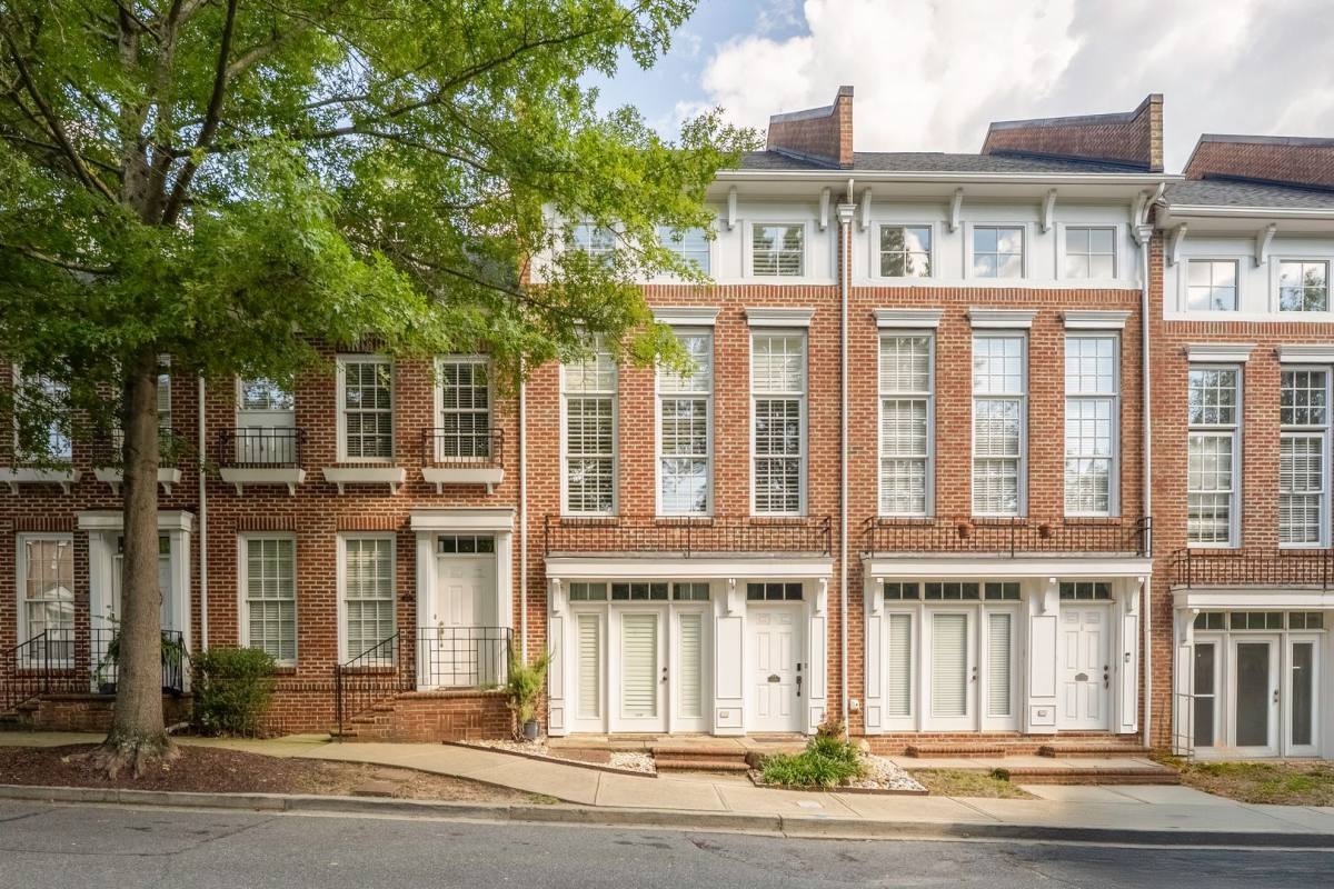 Townhouse for rent at 13704 Anthea Lane, Huntersville, NC 28078