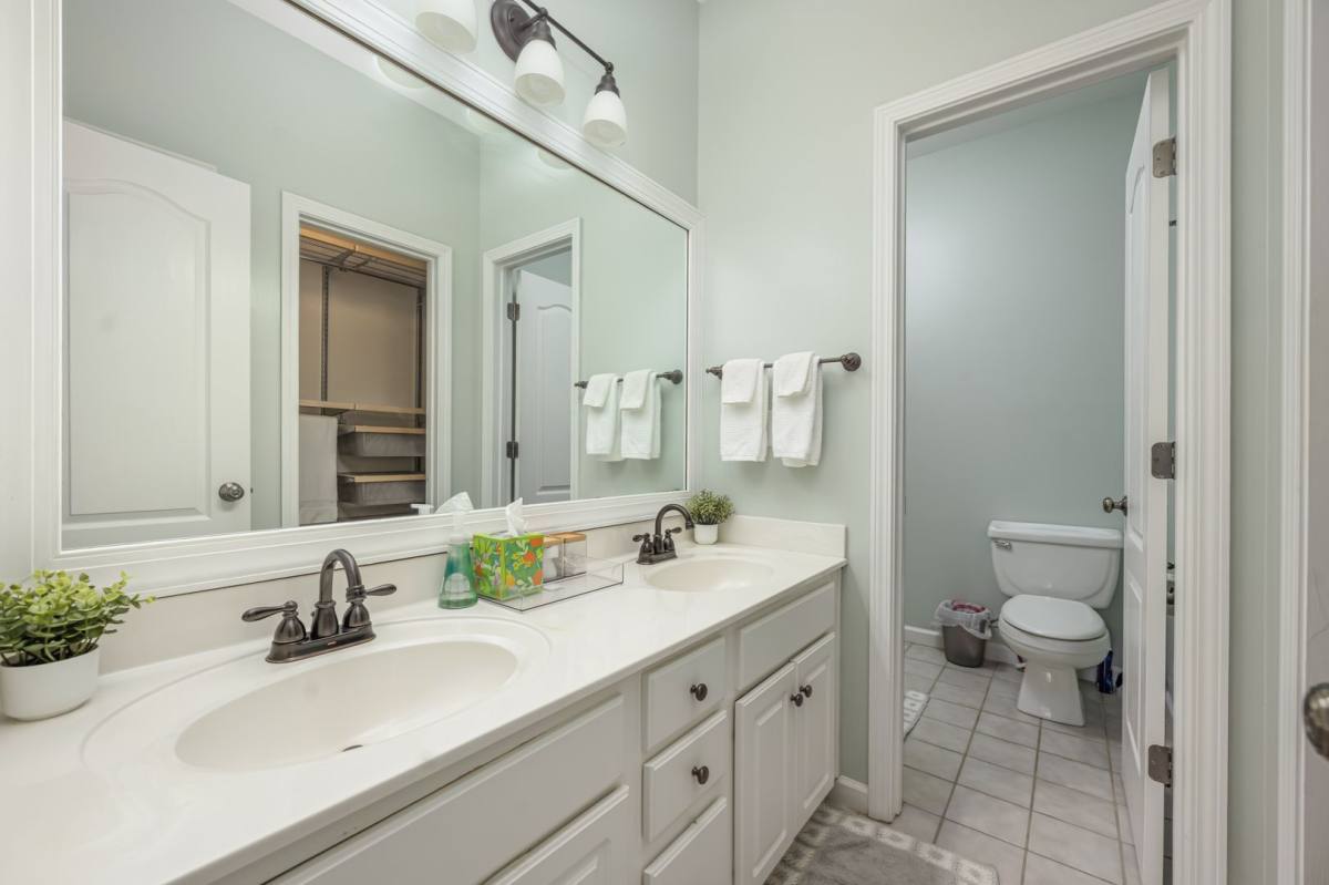 Townhouse for rent at 13704 Anthea Lane, Huntersville, NC 28078