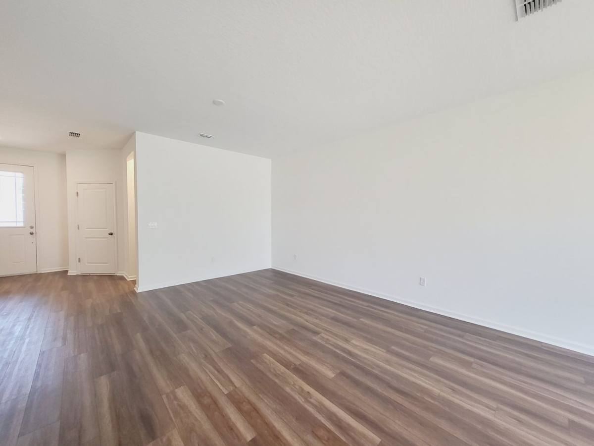 Townhouse for rent at 1184 Lakeshore Breeze Place, Kissimmee, FL 34747