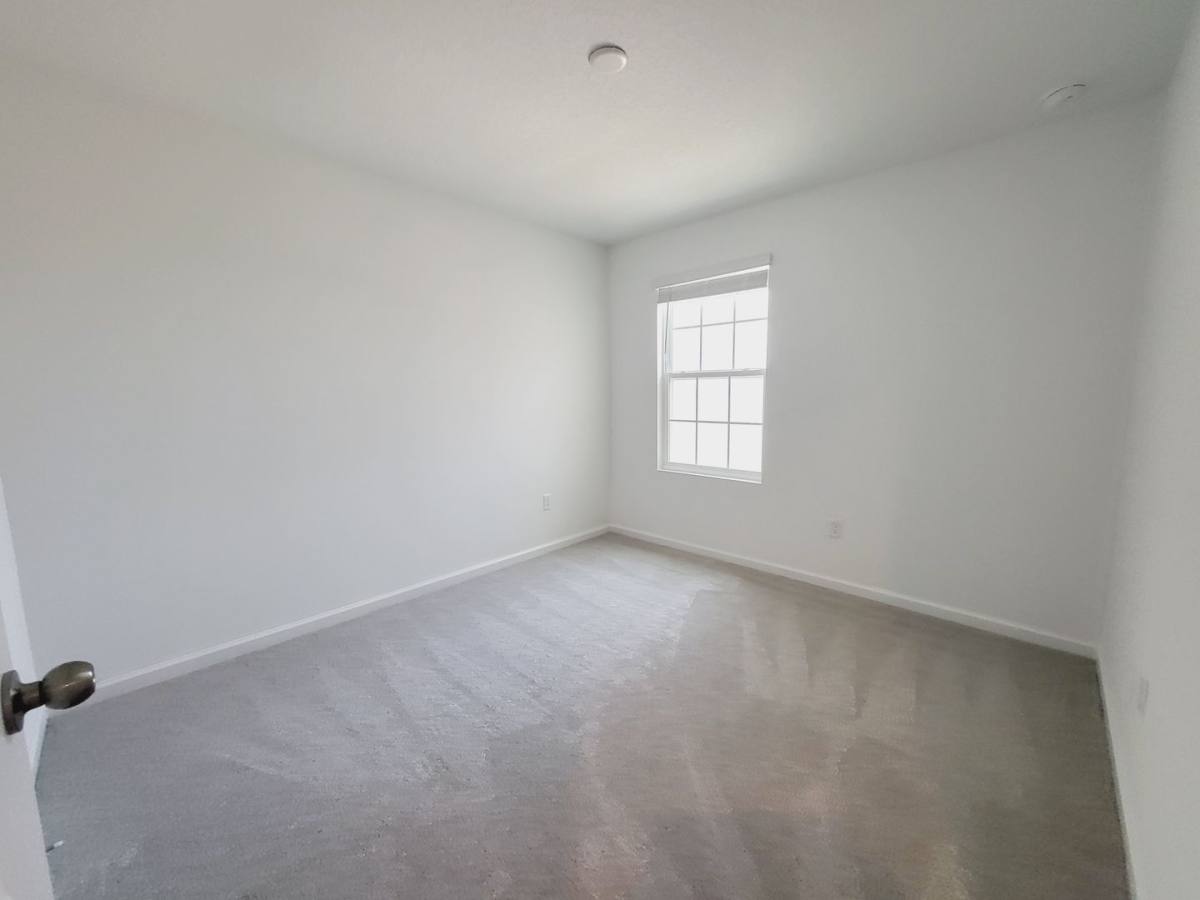 Townhouse for rent at 1184 Lakeshore Breeze Place, Kissimmee, FL 34747