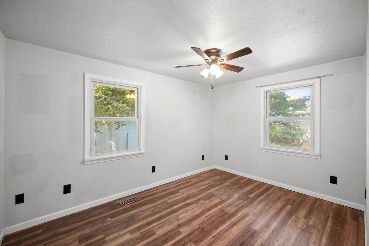 House for rent at 1504 E Queen Ave, Spokane, WA 99207