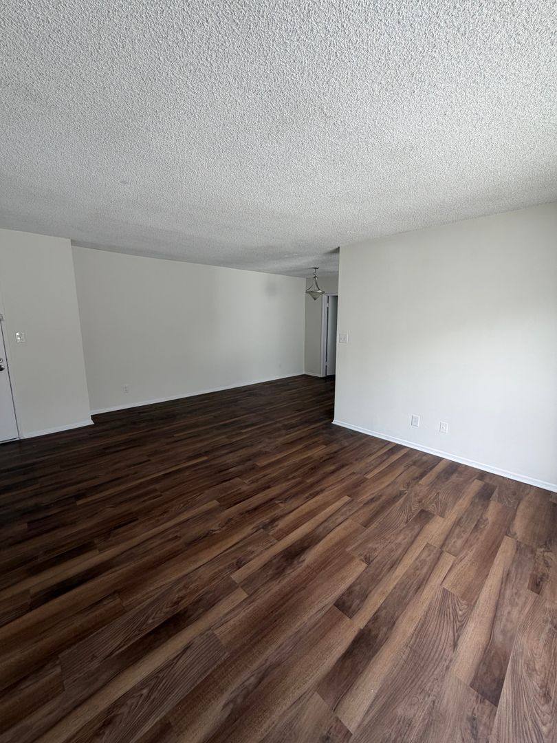Apartment for rent at 3739 Delmas Terrace, Los Angeles, CA 90034