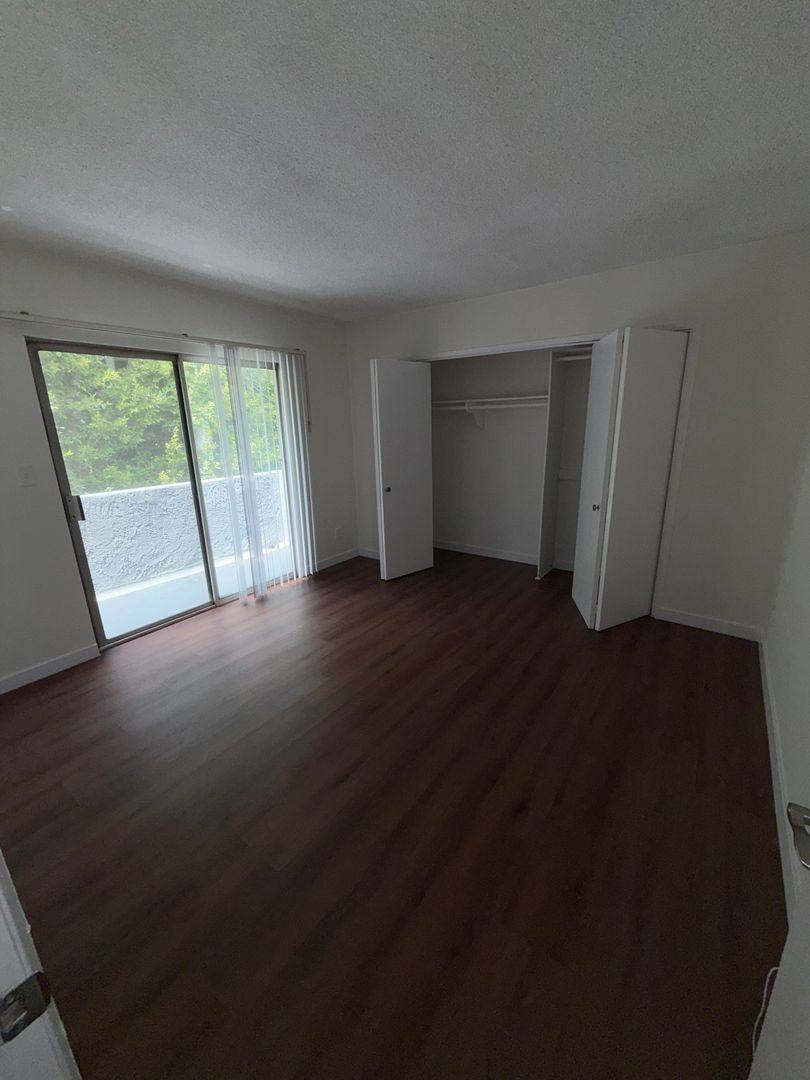 Apartment for rent at 3739 Delmas Terrace, Los Angeles, CA 90034