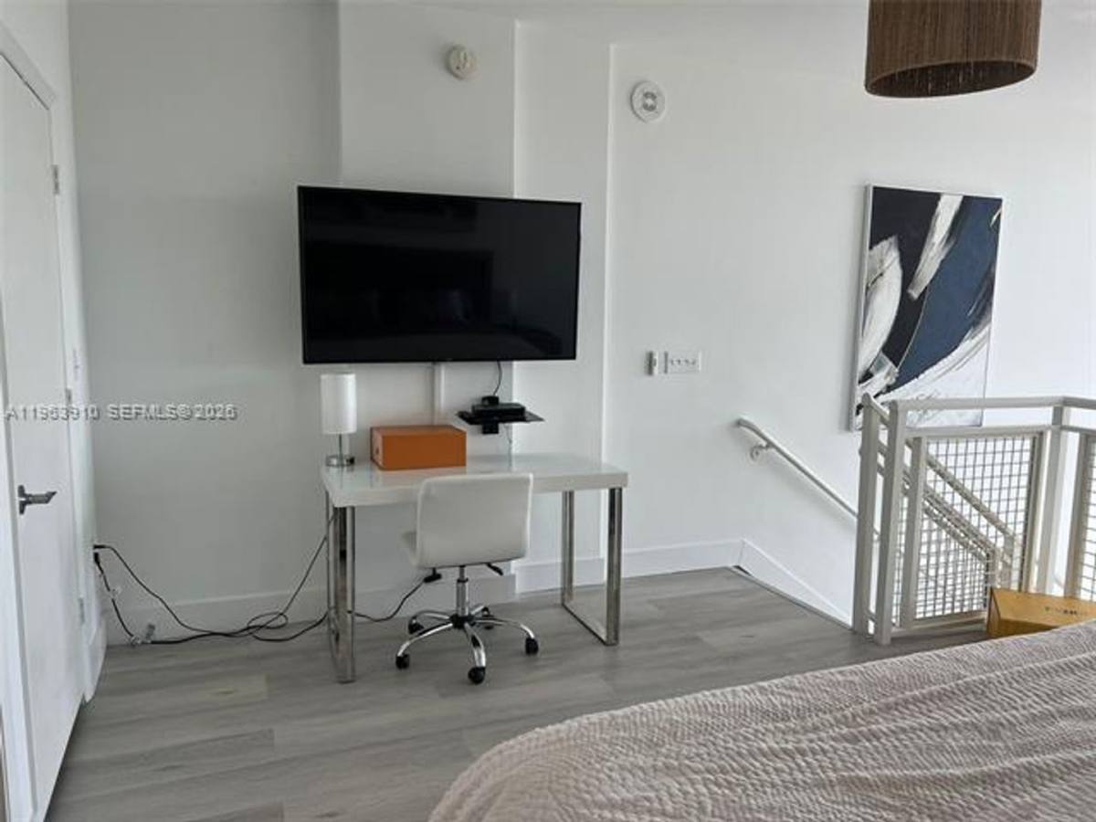 Apartment for rent at 253 NE 2nd St, Miami, FL 33132