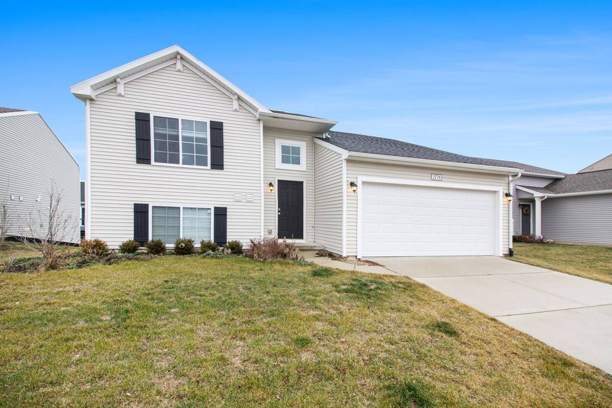 House for rent at 372 White Pine Court, Belding, MI 48809