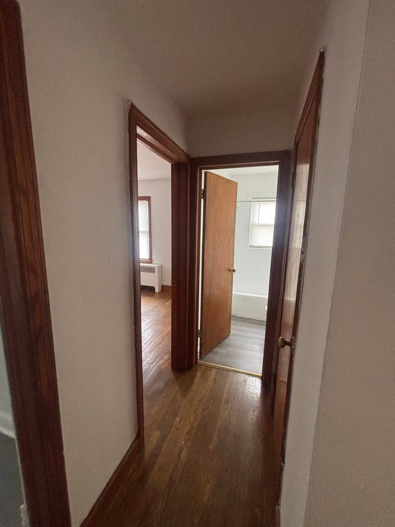 Apartment for rent at 2735 Cedarhurst Ave NW, Roanoke, VA 24012