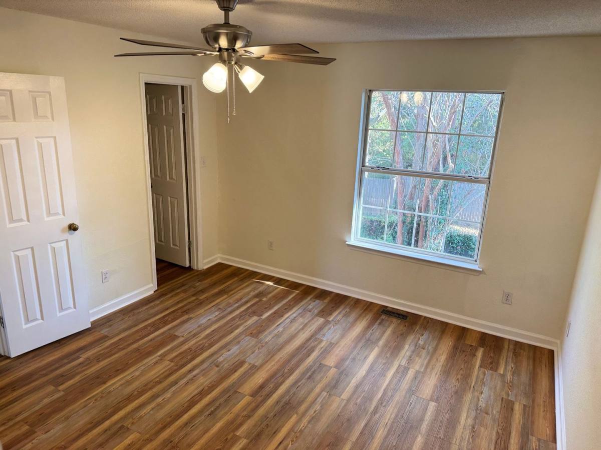 Townhouse for rent at 2511 Golden Park Lane, Tallahassee, FL 32303