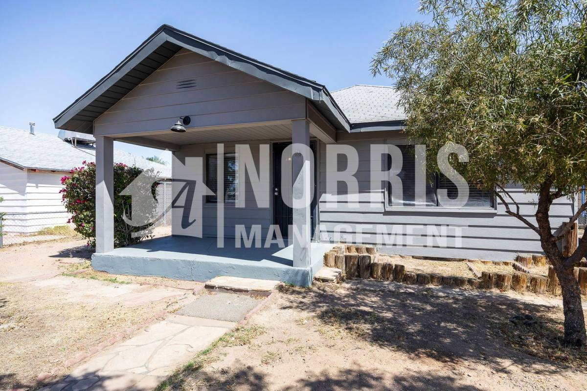 House for rent at 104 E 10th St, Casa Grande, AZ 85122