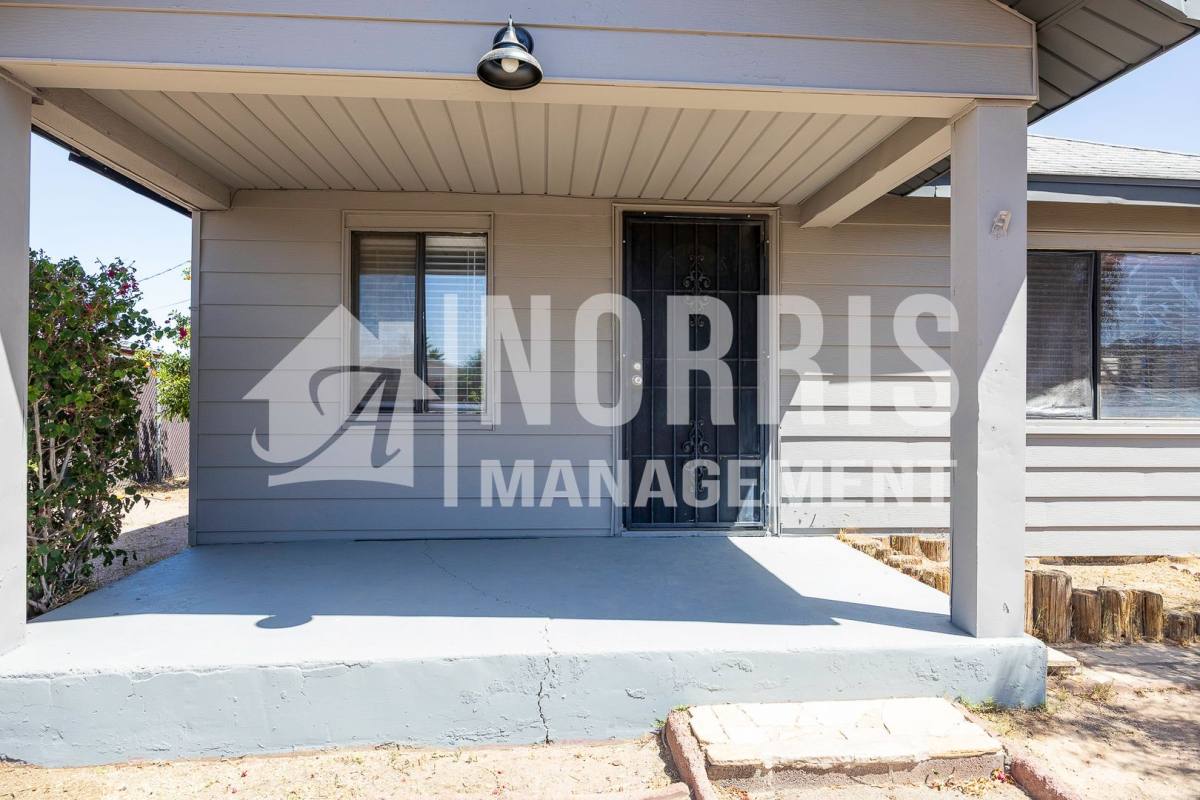 House for rent at 104 E 10th St, Casa Grande, AZ 85122