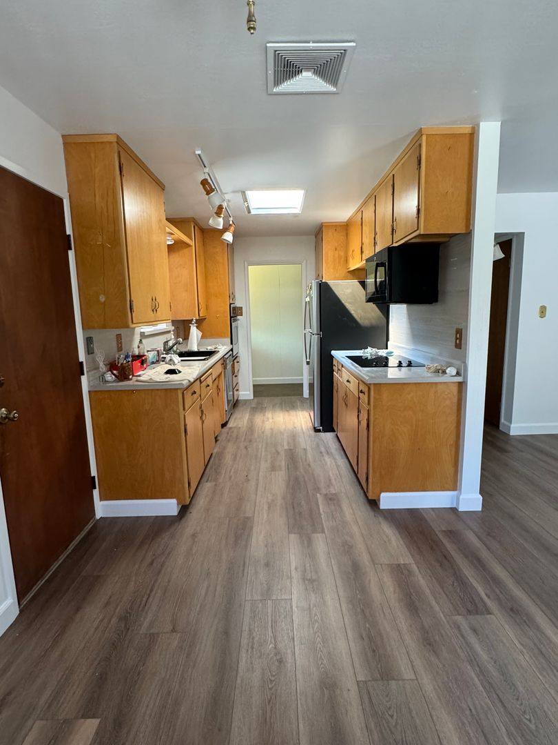 House for rent at 1214 Cornell Dr, Davis, CA 95616