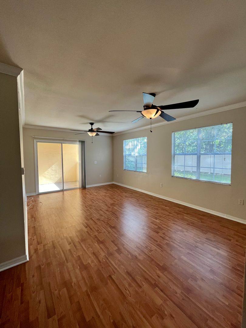 Apartment for rent at 1155 Villagio Circle, Sarasota, FL 34237