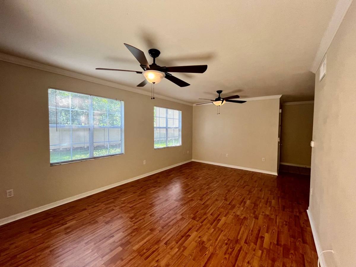Apartment for rent at 1155 Villagio Circle, Sarasota, FL 34237