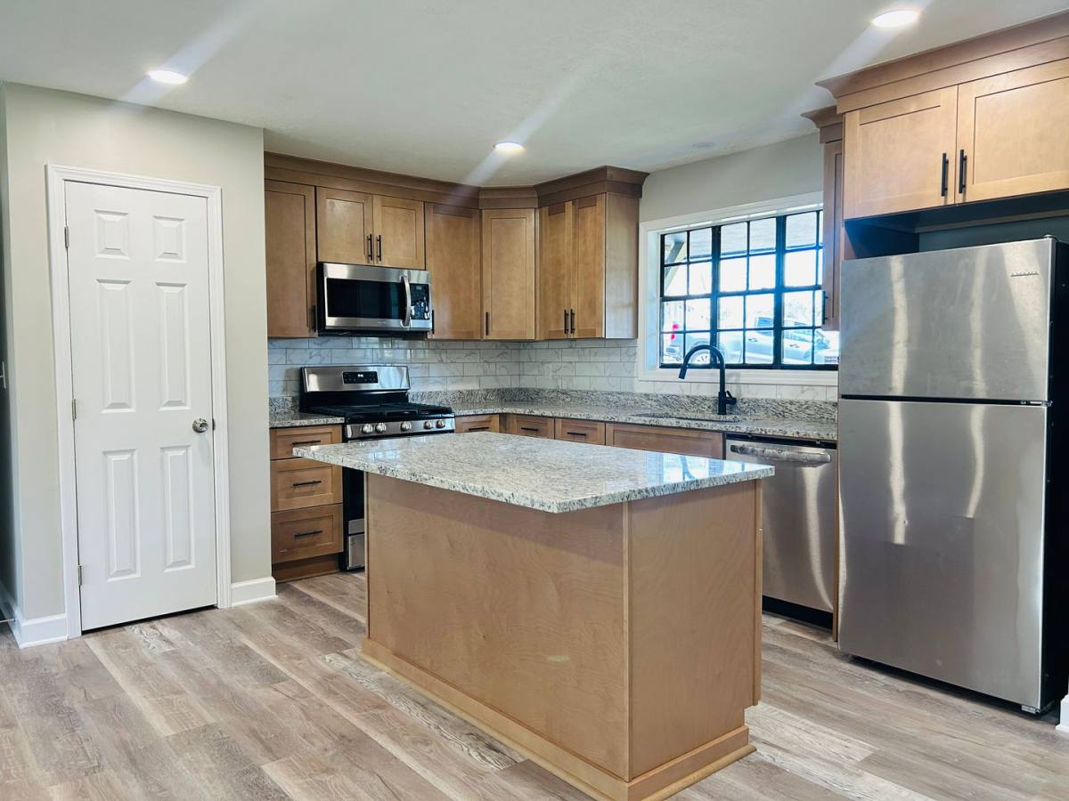House for rent at 6165 Radford Dr, Riverdale, GA 30296