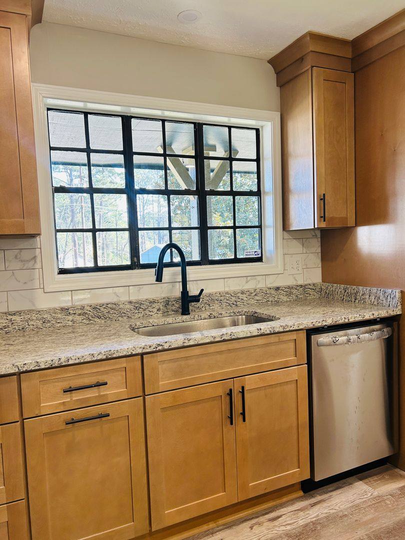 House for rent at 6165 Radford Dr, Riverdale, GA 30296