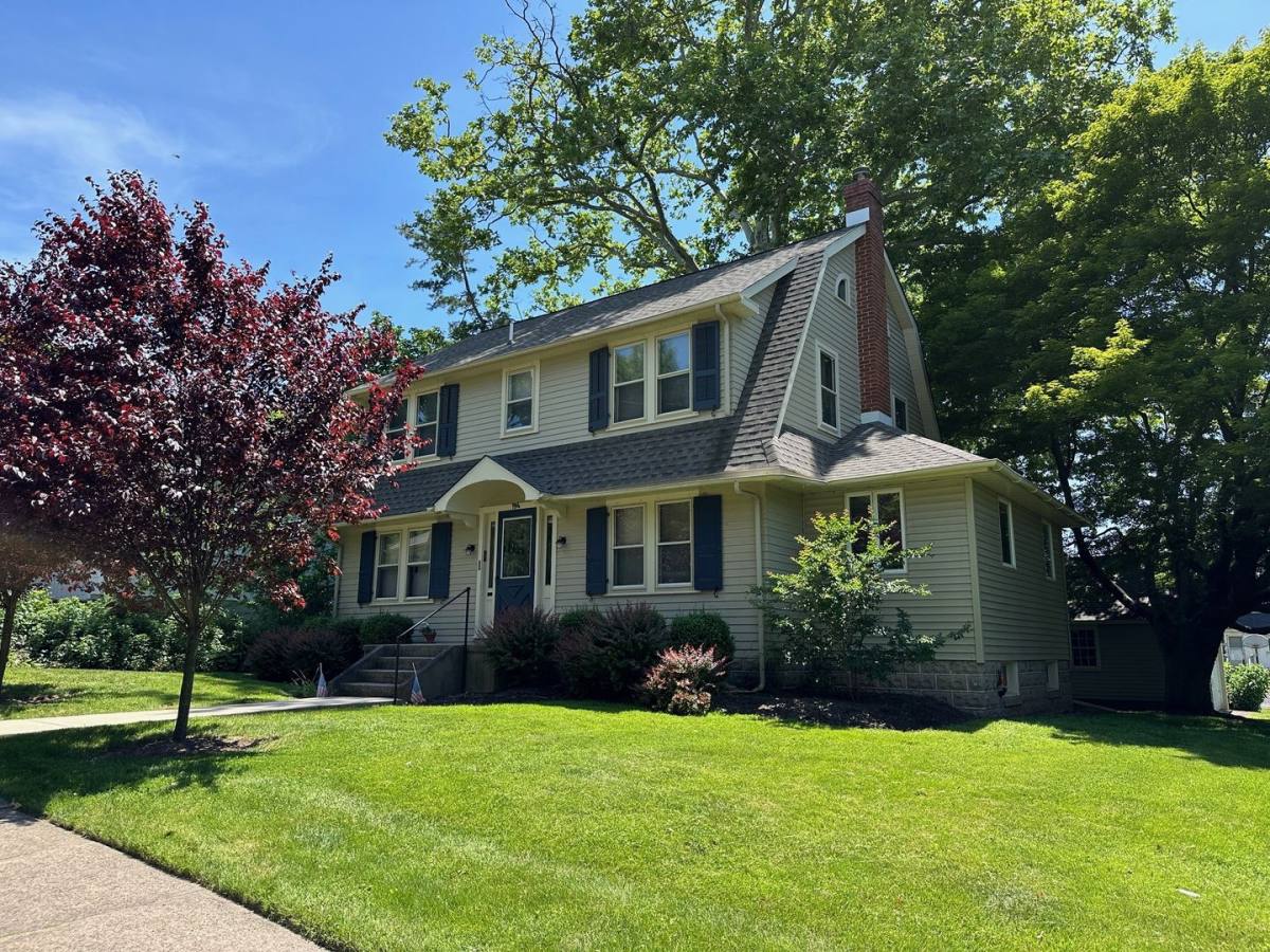 Apartment for rent at 194 Shewell Ave, Doylestown, PA 18901