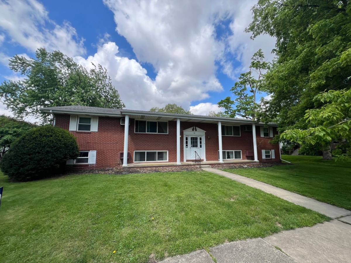Apartment for rent at 301 N Main, Minier, IL 61759