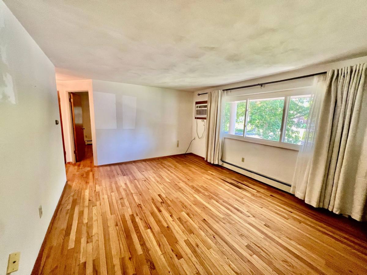 Apartment for rent at 301 N Main, Minier, IL 61759