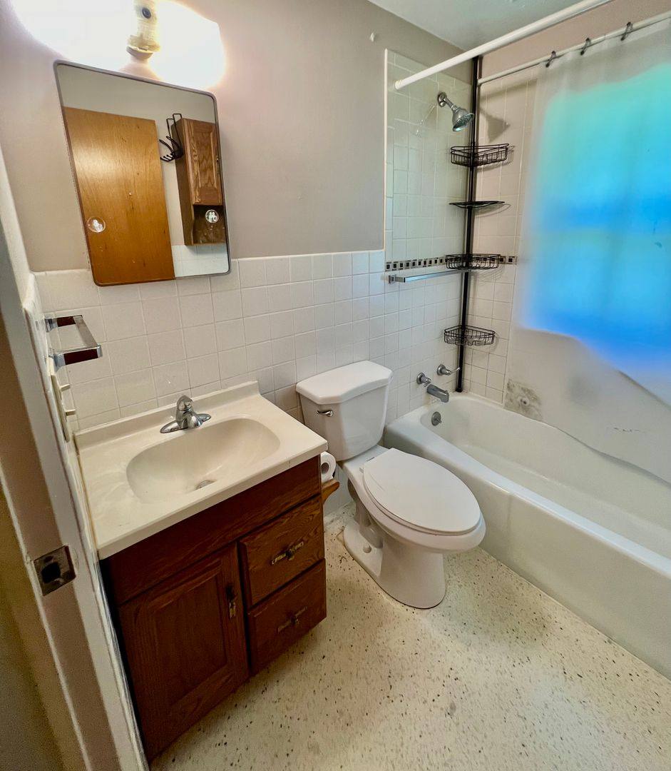 Apartment for rent at 301 N Main, Minier, IL 61759