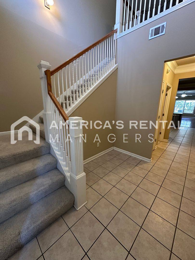 Townhouse for rent at 2358 Acton Park Circle, Birmingham, AL 35243