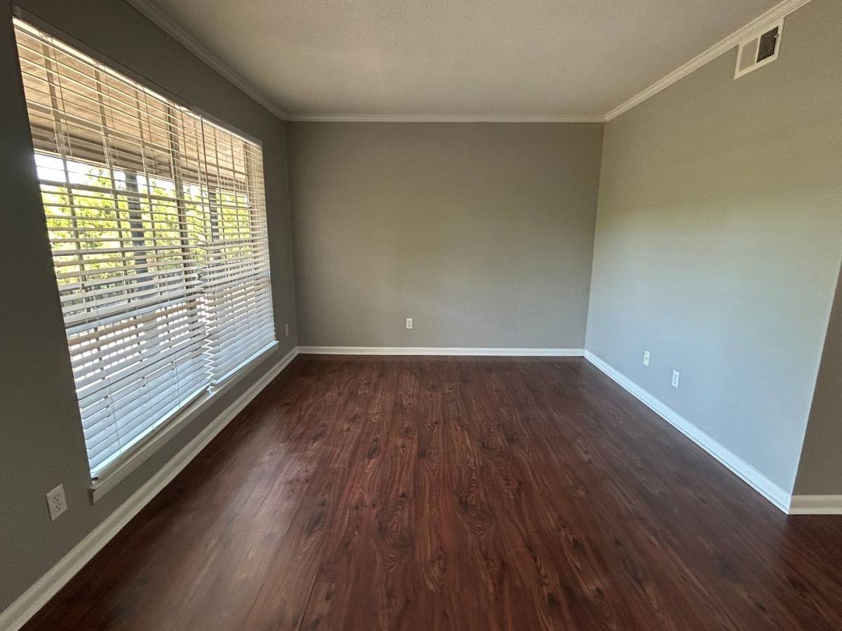 Apartment for rent at 2704 Hanover Circle, Birmingham, AL 35205