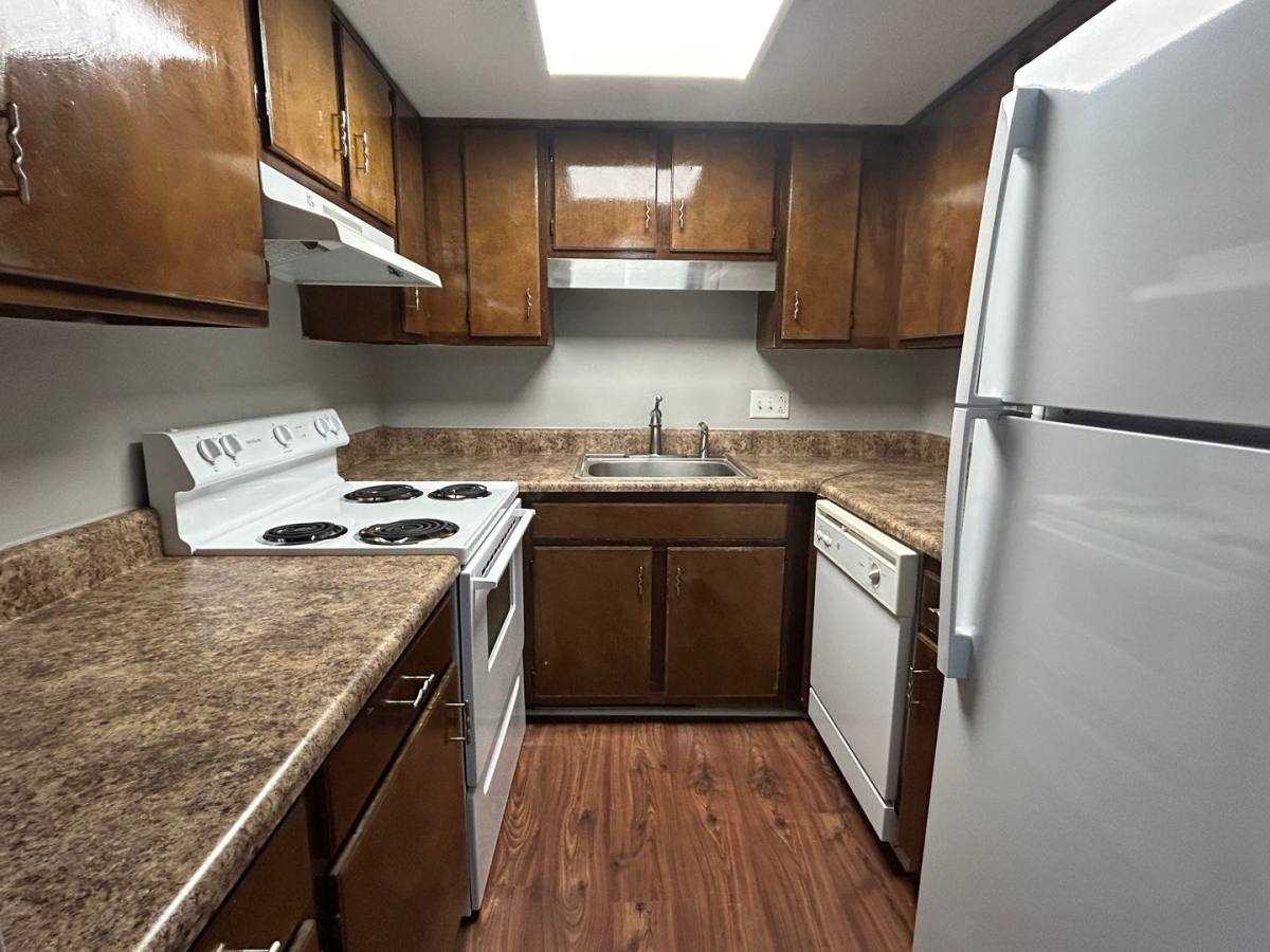 Apartment for rent at 2704 Hanover Circle, Birmingham, AL 35205