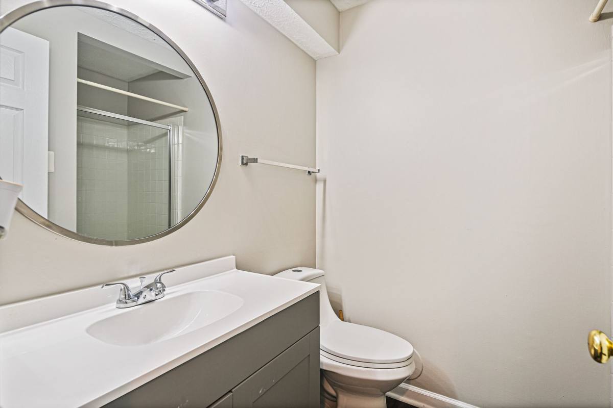 Townhouse for rent at 5 Brantwood Court, Nottingham, MD 21236