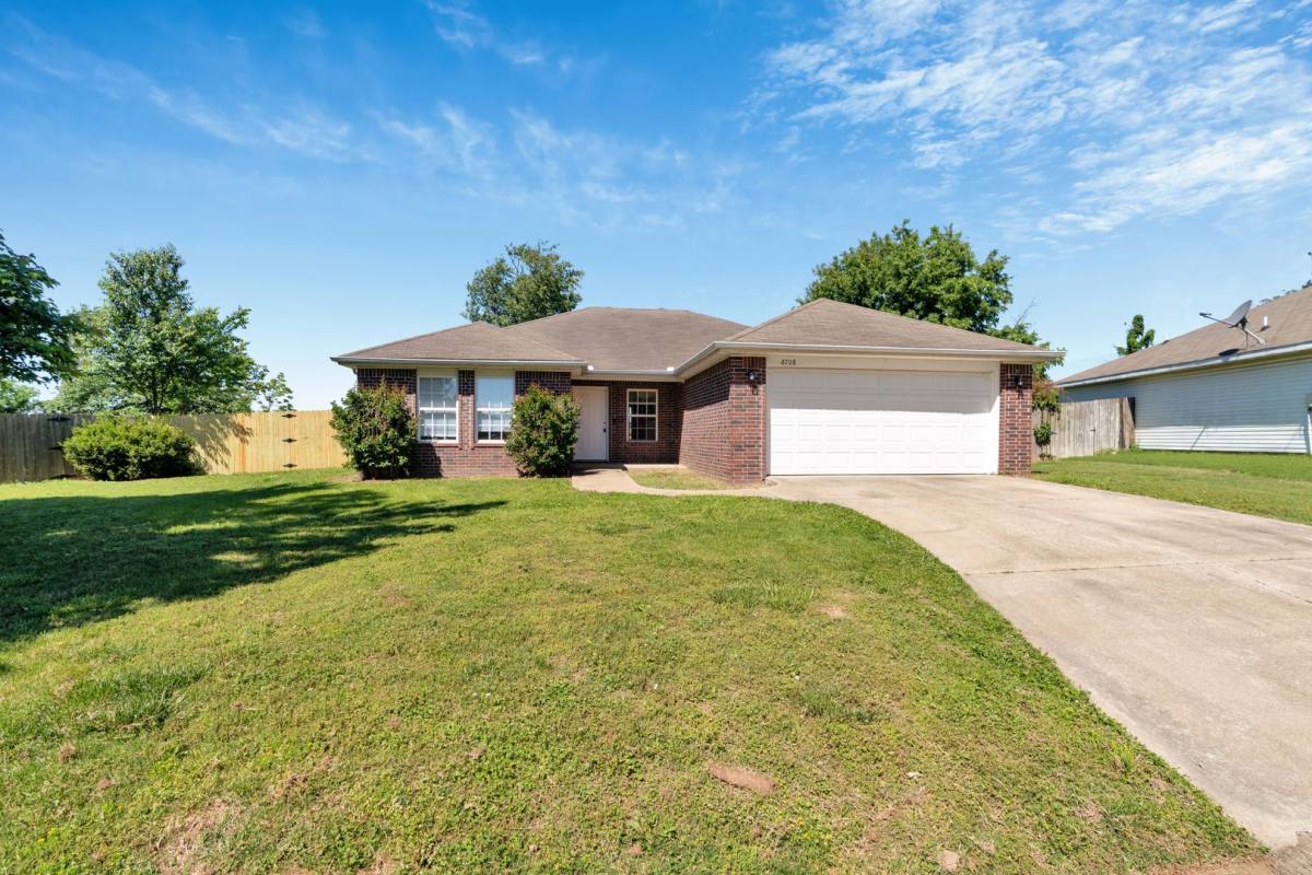 House for rent at 6708 SW Shady Rd, Bentonville, AR 72712
