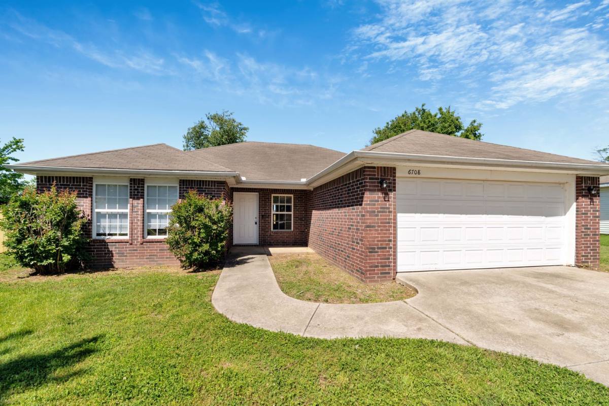 House for rent at 6708 SW Shady Rd, Bentonville, AR 72712