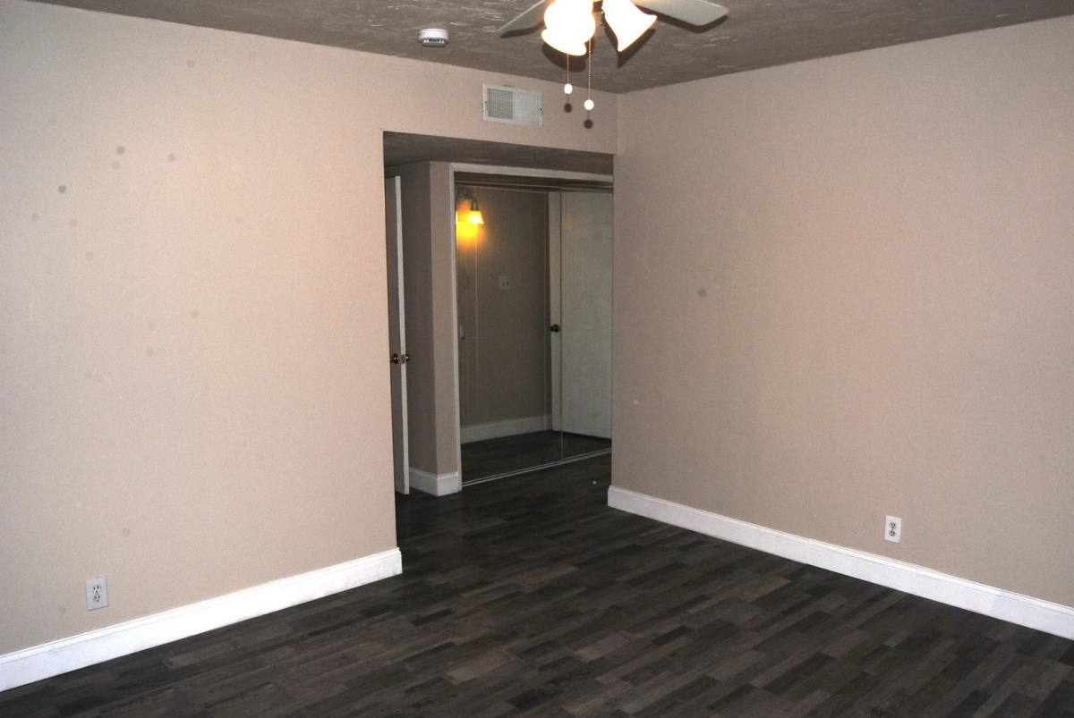 House for rent at 8817 Butternut Ave, Bakersfield, CA 93306