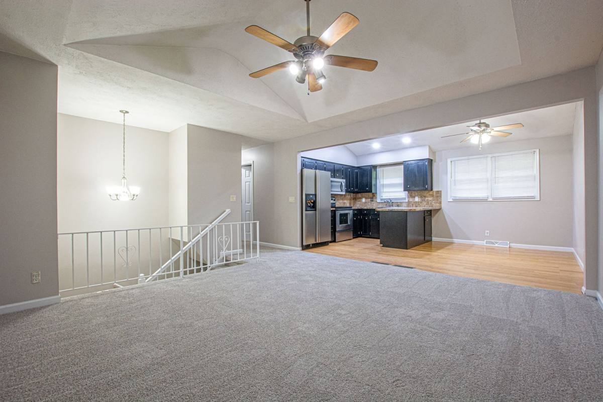 House for rent at 9123 Berry St, Omaha, NE 68127