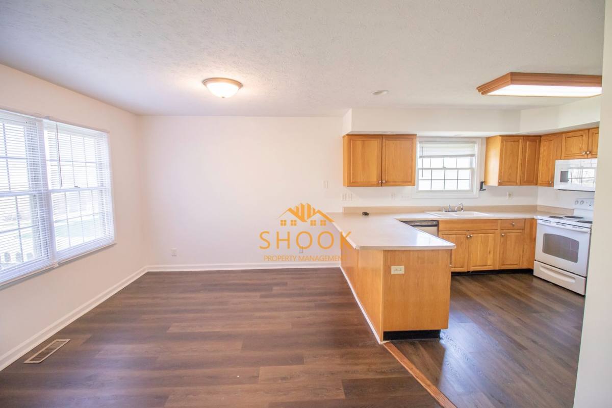 Townhouse for rent at 206 E Pine Ave, West Lafayette, IN 47906