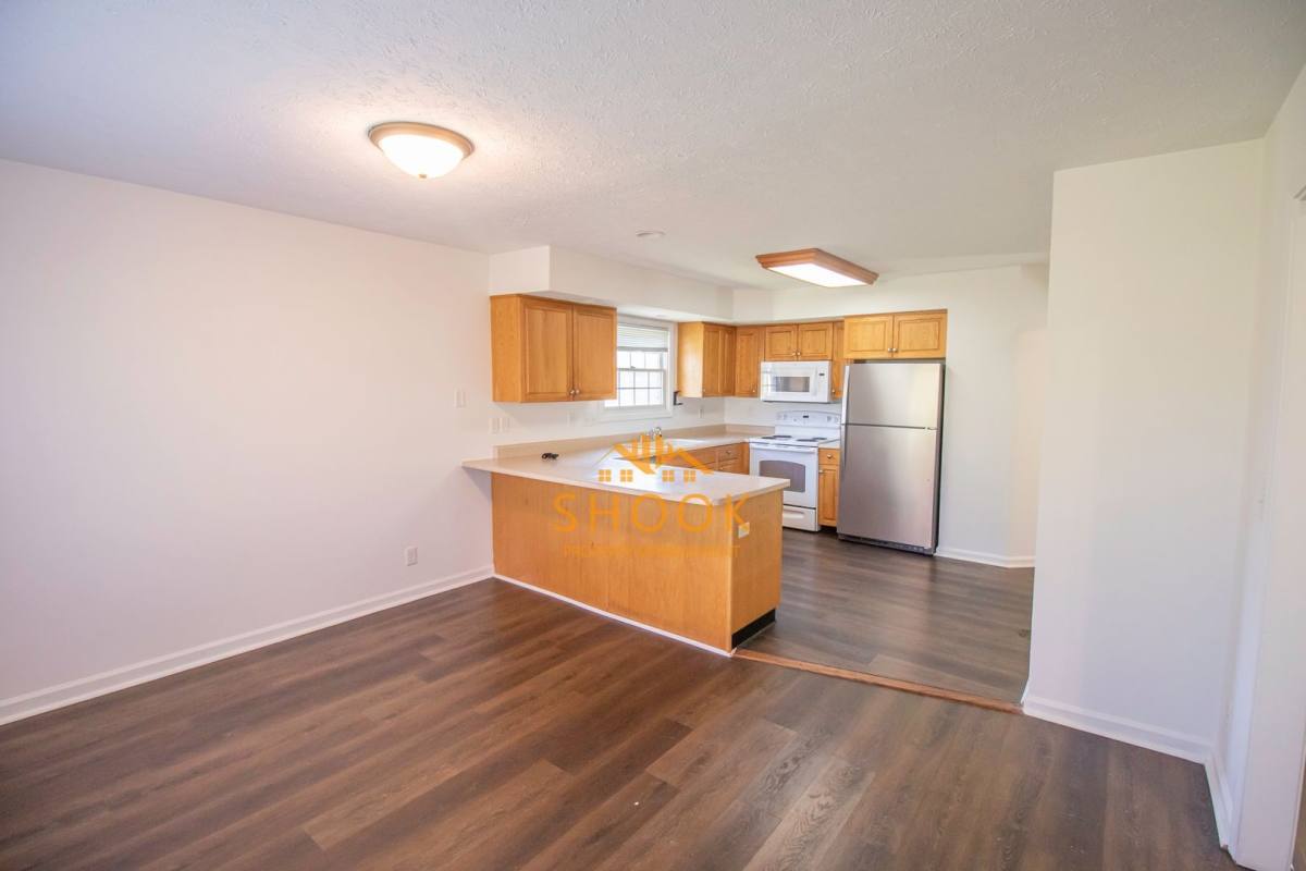 Townhouse for rent at 206 E Pine Ave, West Lafayette, IN 47906