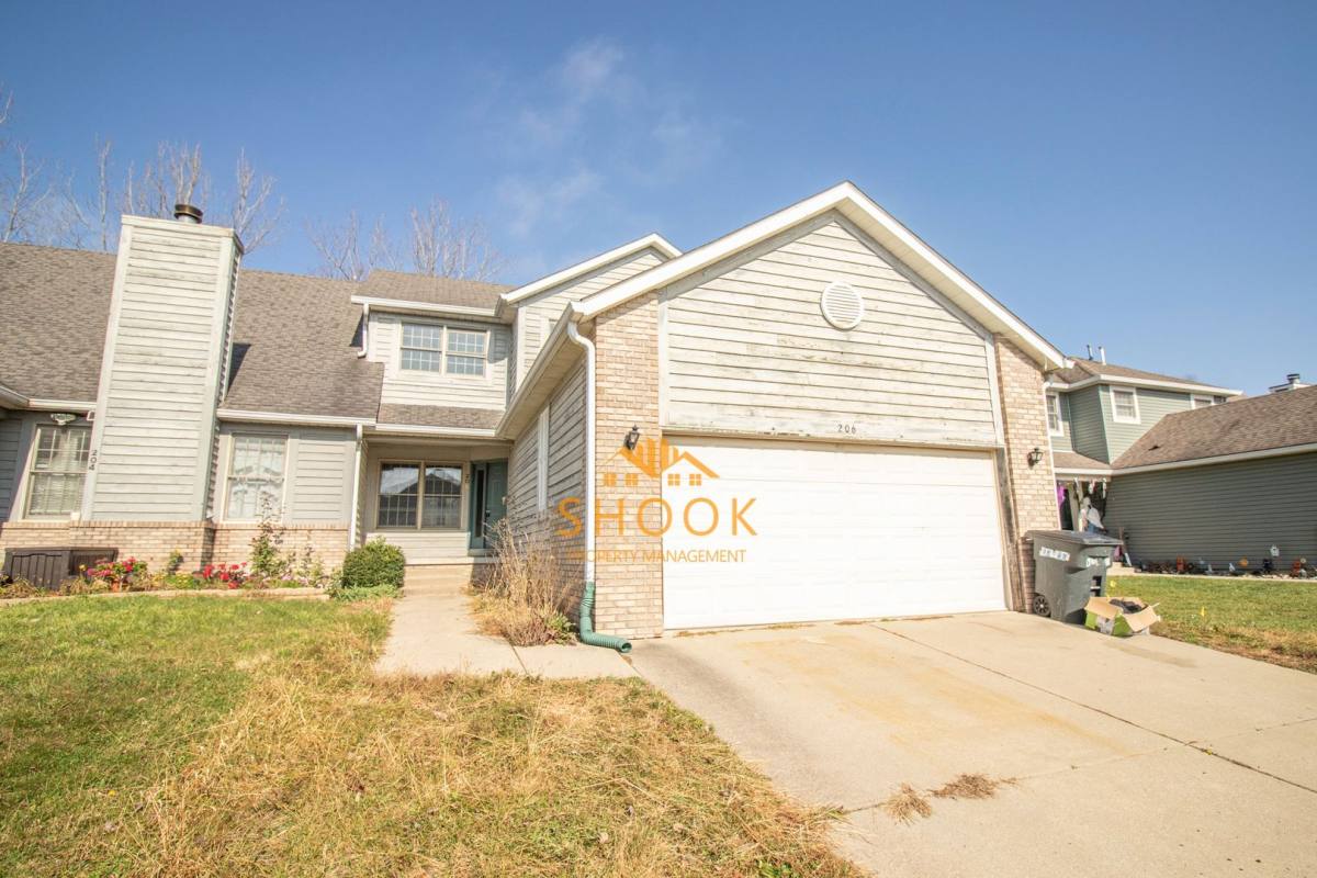 Townhouse for rent at 206 E Pine Ave, West Lafayette, IN 47906