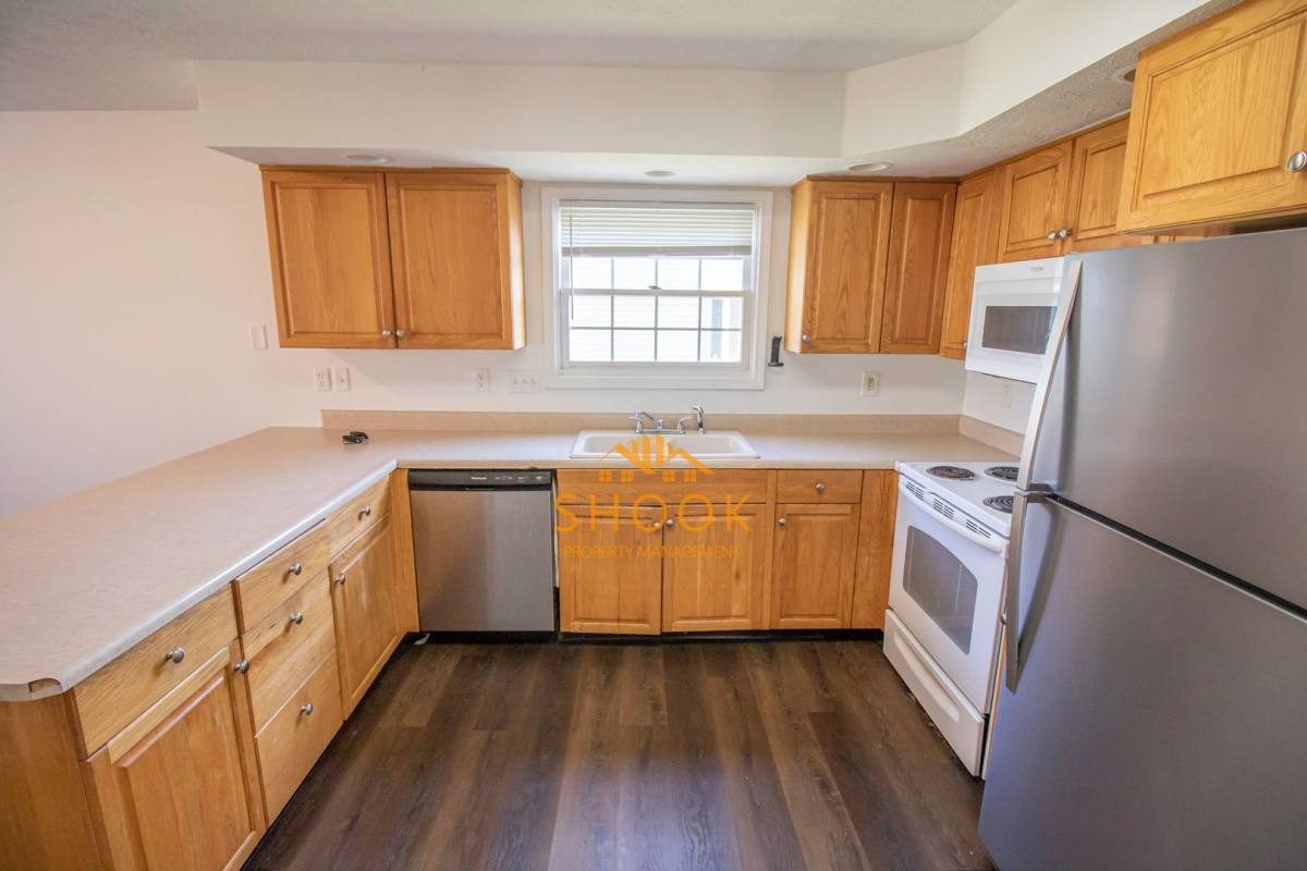 Townhouse for rent at 206 E Pine Ave, West Lafayette, IN 47906
