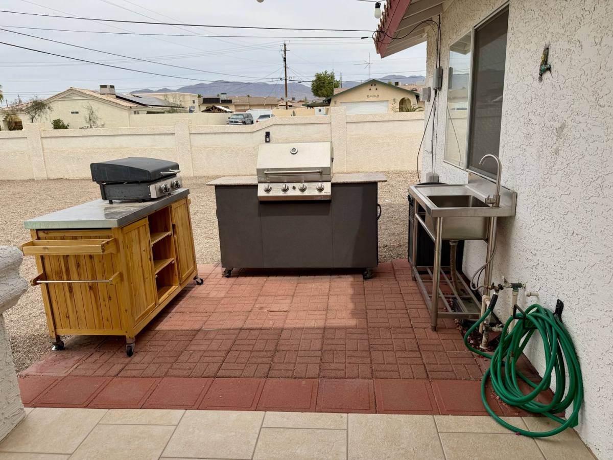 House for rent at 2199 Walapai Rd, Lake Havasu City, AZ 86403