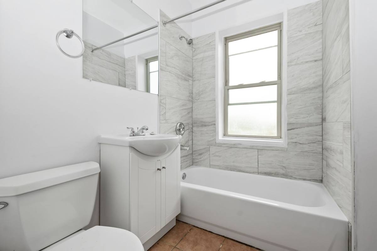 Apartment for rent at 3108-10 W 63rd St, Chicago, IL 60629