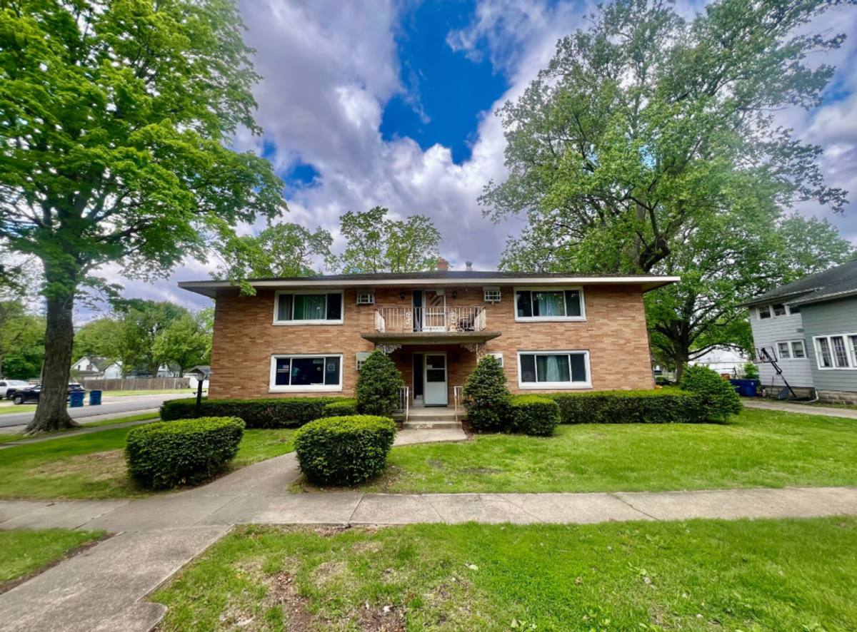 Apartment for rent at 301 N Minier, Minier, IL 61759