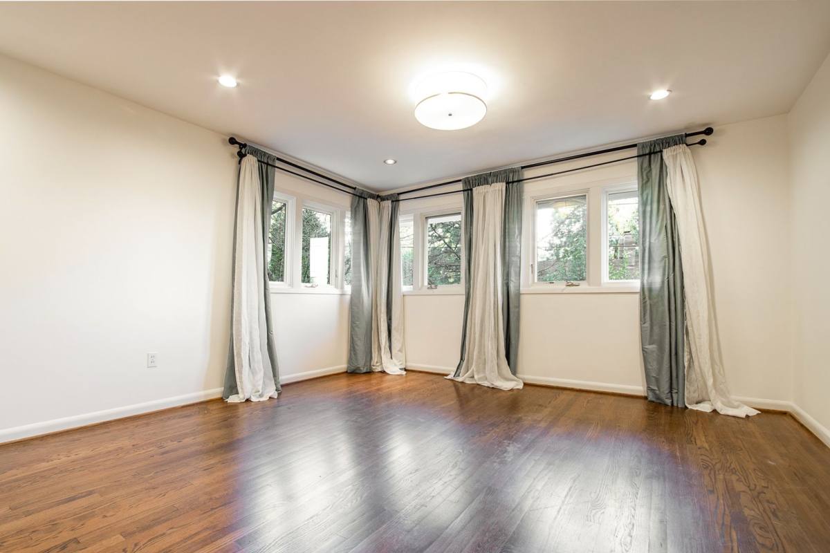 House for rent at 2980 SW Montgomery Dr, Portland, OR 97201