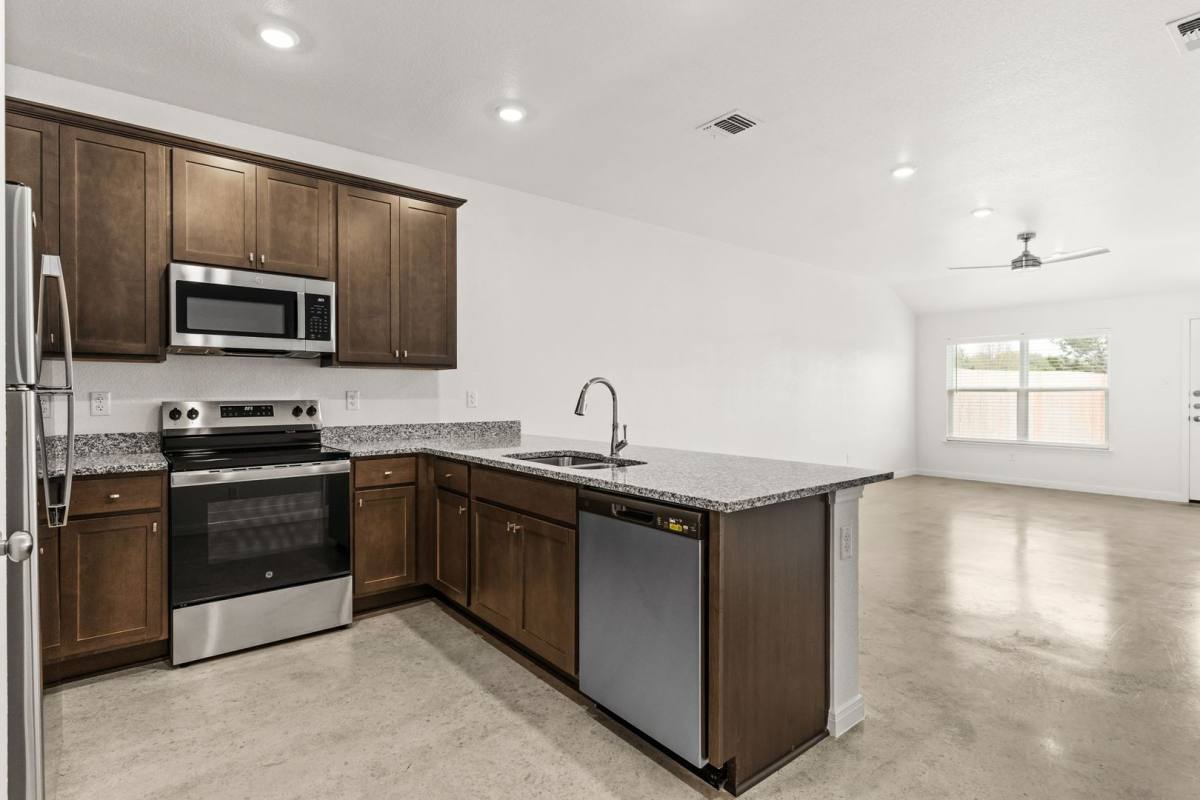 Apartment for rent at 906 Wax Myrtle Court, Killeen, TX 76543