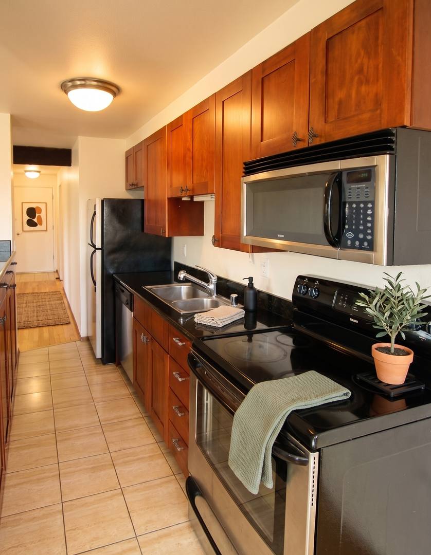 Apartment for rent at 2856 14th Ave W, Seattle, WA 98119
