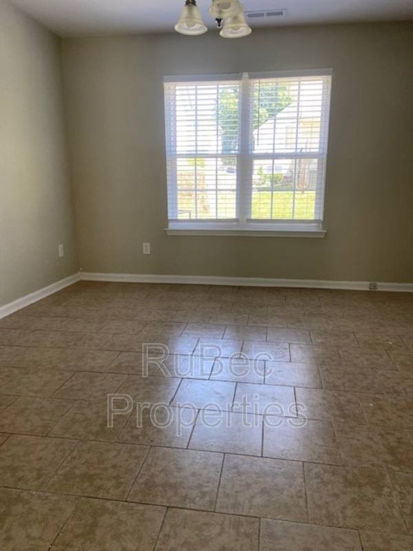 Townhouse for rent at 5176 Brooktree Dr, Charlotte, NC 28208