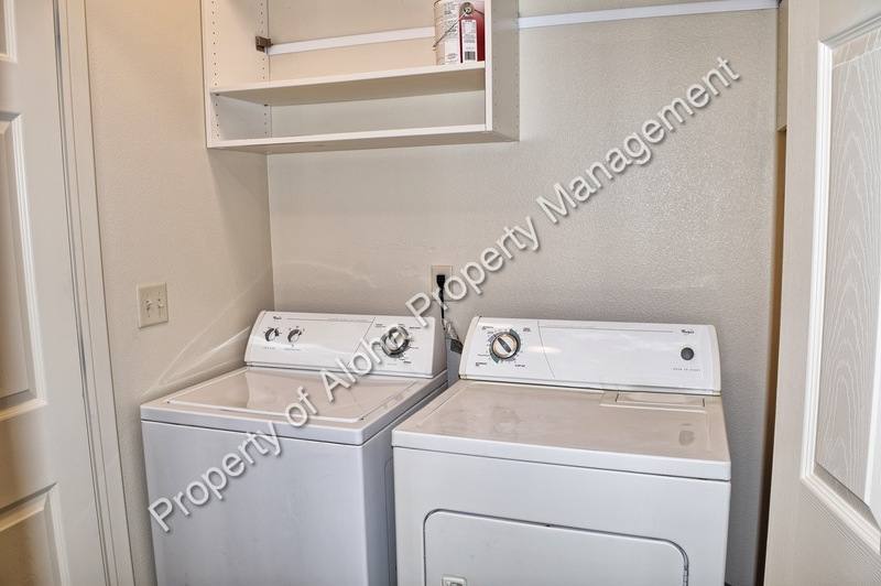 House for rent at 1039 W Pine Ave #2, Meridian, ID 83642