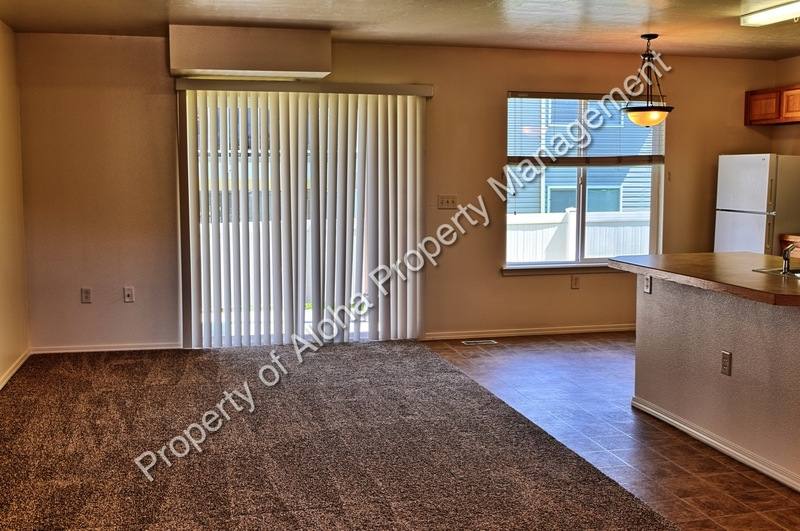 House for rent at 1039 W Pine Ave #2, Meridian, ID 83642