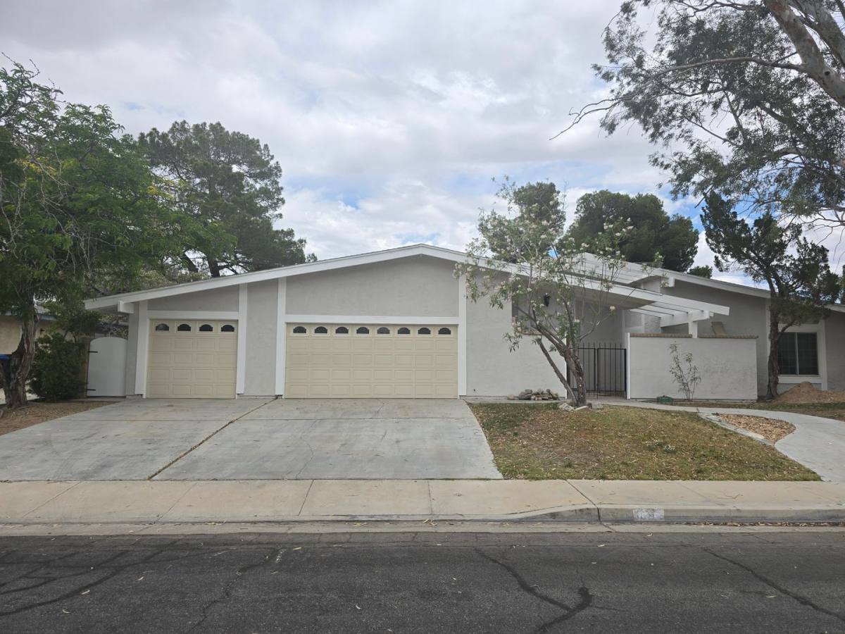House for rent at 818 Sherri St, Ridgecrest, CA 93555