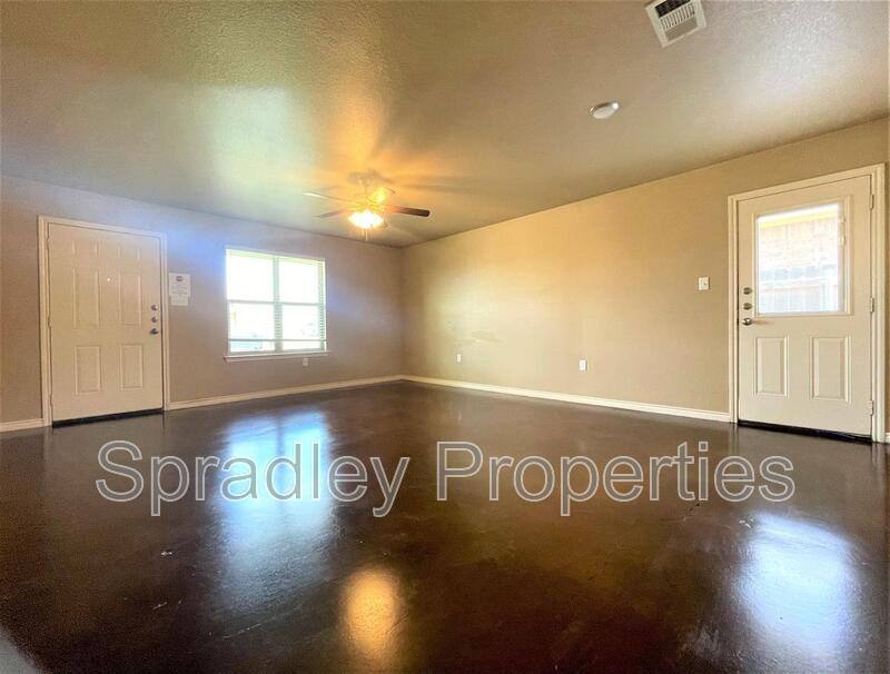 Apartment for rent at 1571 Brady Way, Belton, TX 76513