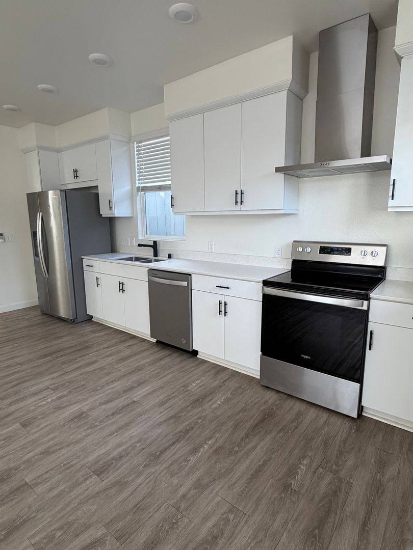 Apartment for rent at 4019 Logan Ave, San Diego, CA 92113