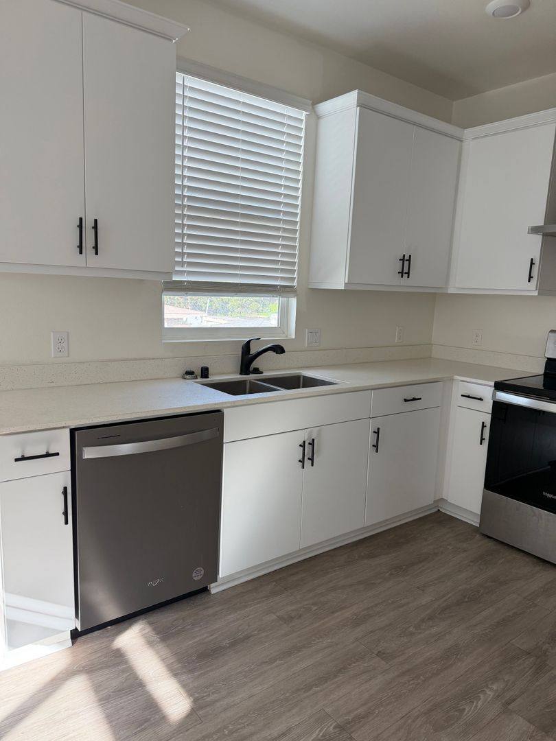 Apartment for rent at 4019 Logan Ave, San Diego, CA 92113
