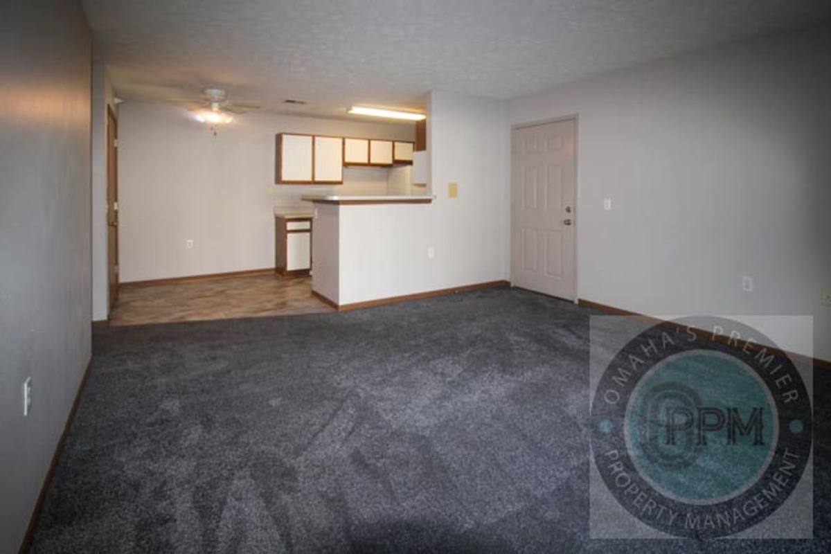 Apartment for rent at 8003 S 48th St, Omaha, NE 68157